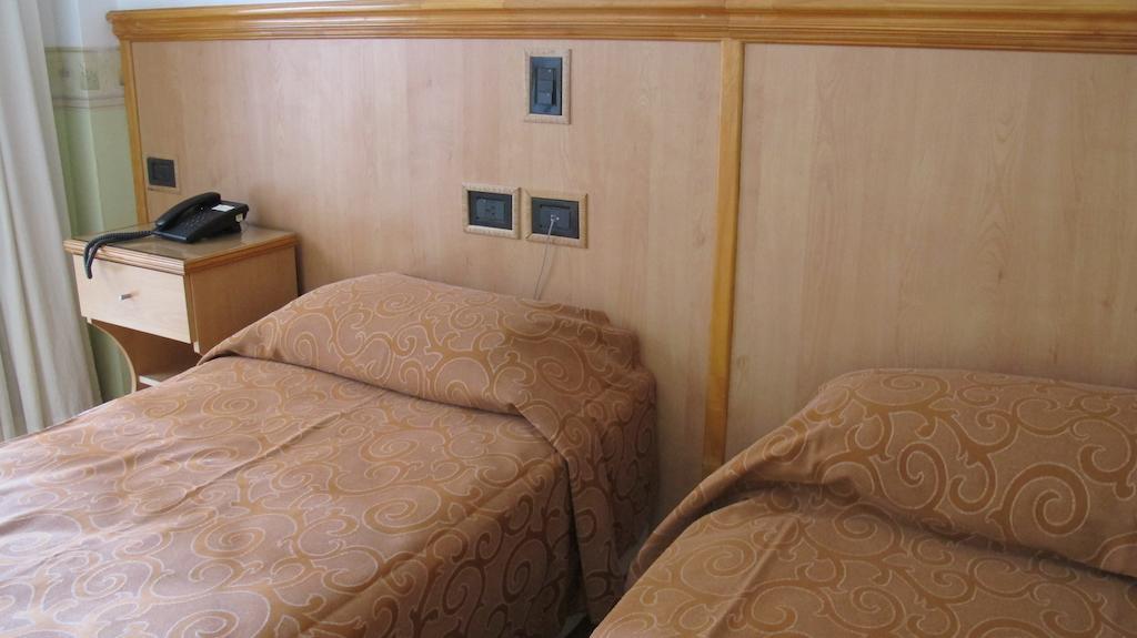 Hotel Pedraza Buenos Aires Ruang foto